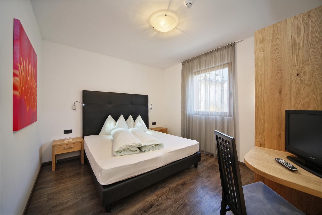 Appartement-Hotel Beatenhof ティローロ エクステリア 写真